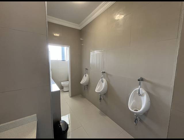 80M² OFFICE TO LET IN BALLITO DISTRICT